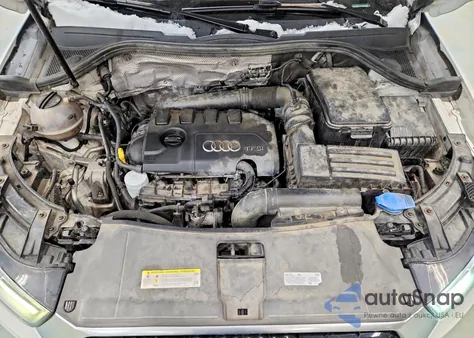 2017 Audi Q3 Premium z USA, uszkodzony, nr VIN WA1ECCFS0HR006194